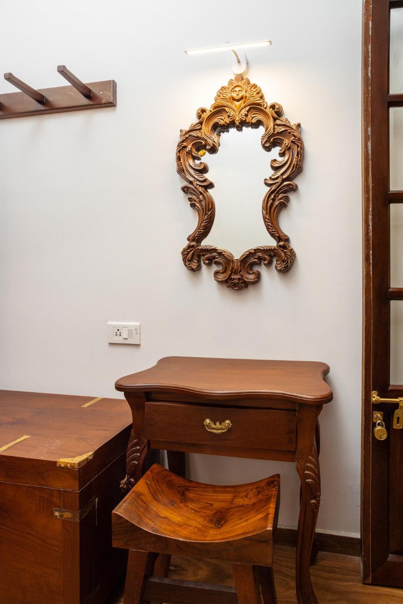 The Barracks Cochin Apartment Kochi Phòng bức ảnh